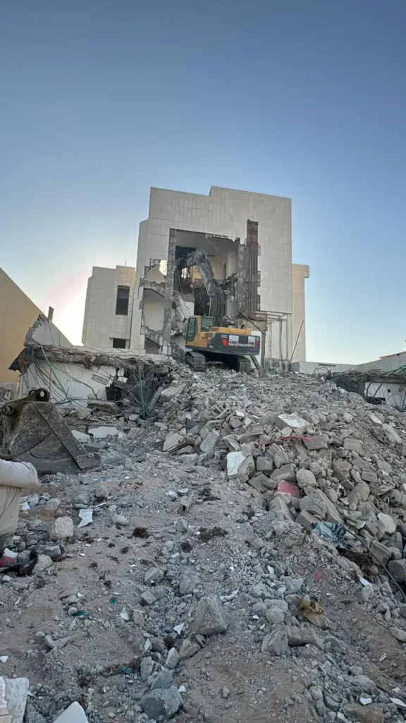 مقاول هدم وترحيل المخلفات